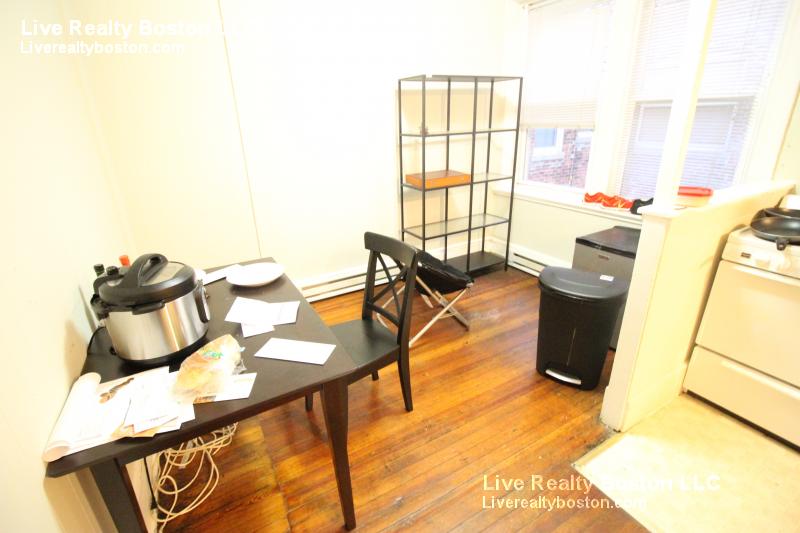 883 Huntington Ave, Mission Hill