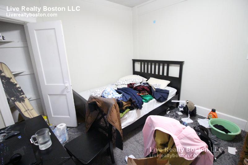 883 Huntington Ave, Mission Hill