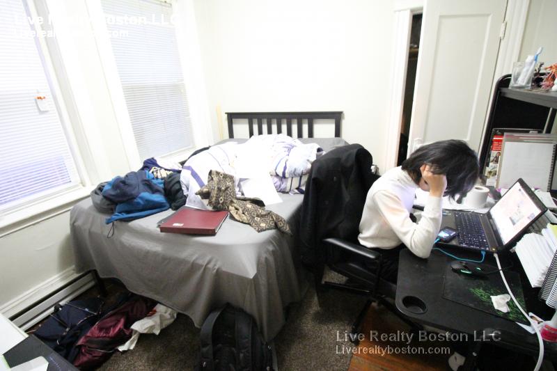 883 Huntington Ave, Mission Hill