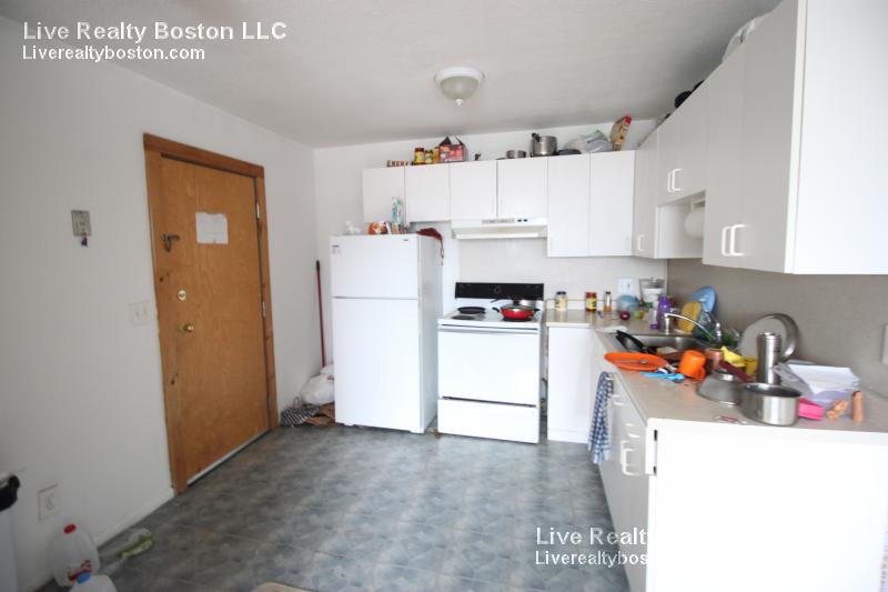 226 Parker Hill Ave, Mission Hill