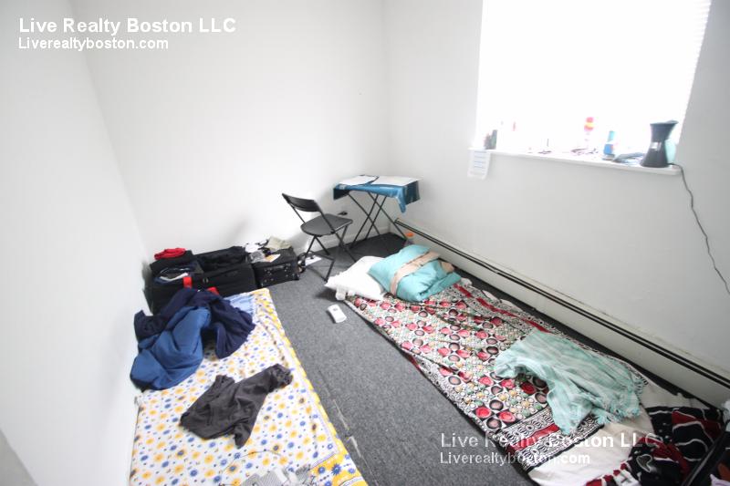 226 Parker Hill Ave, Mission Hill