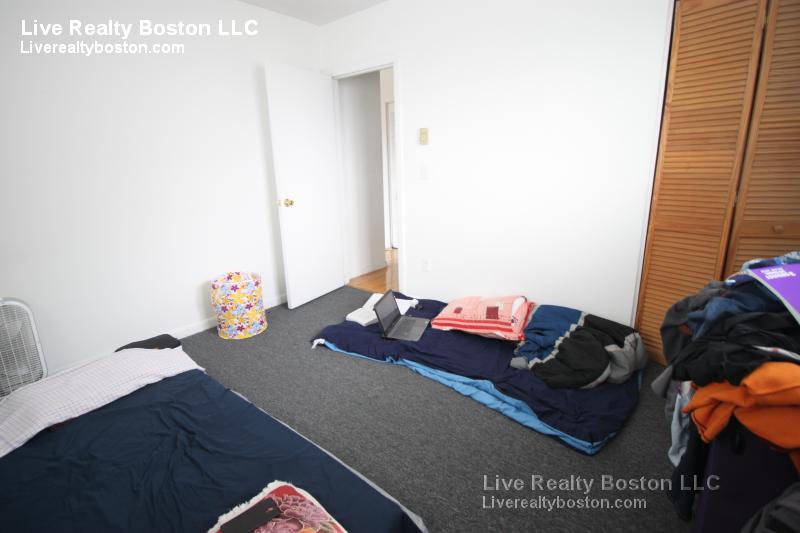 226 Parker Hill Ave, Mission Hill