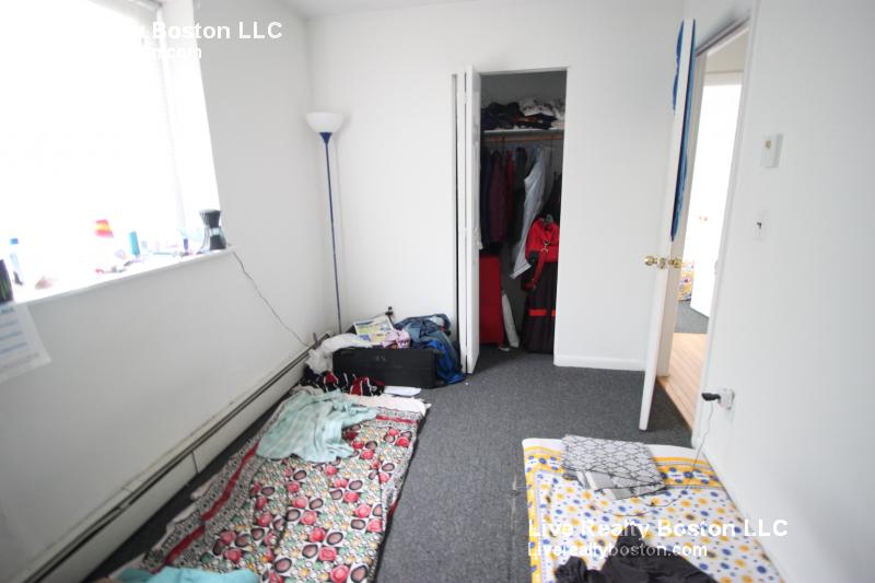 226 Parker Hill Ave, Mission Hill