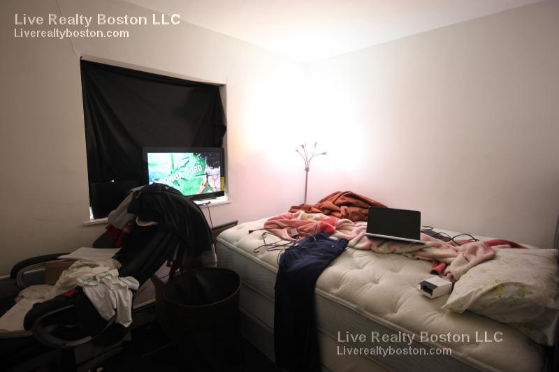 226 Parker Hill Ave, Mission Hill