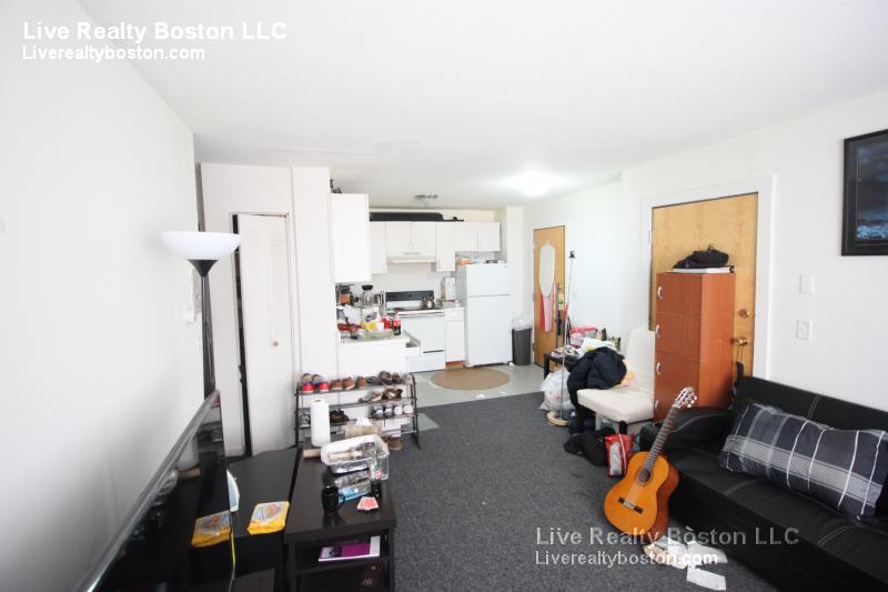 226 Parker Hill Ave, Mission Hill