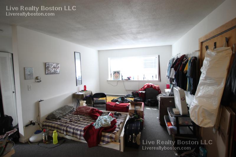 226 Parker Hill Ave, Mission Hill