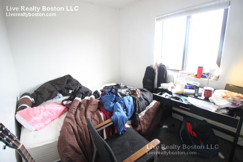 226 Parker Hill Ave, Mission Hill