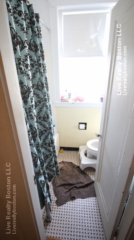 70 Chiswick Rd, Brighton