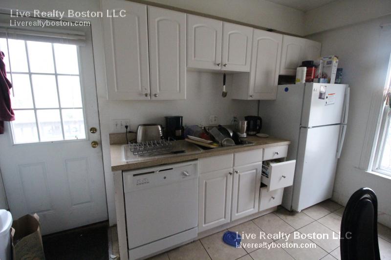 66 Murdock St, Brighton