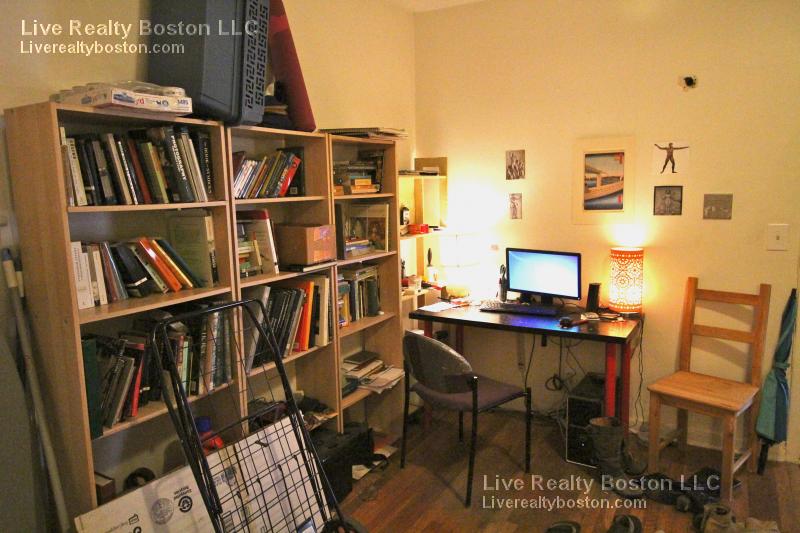 153 Brighton Ave, Allston