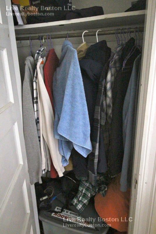 335 Faneuil St, Brighton