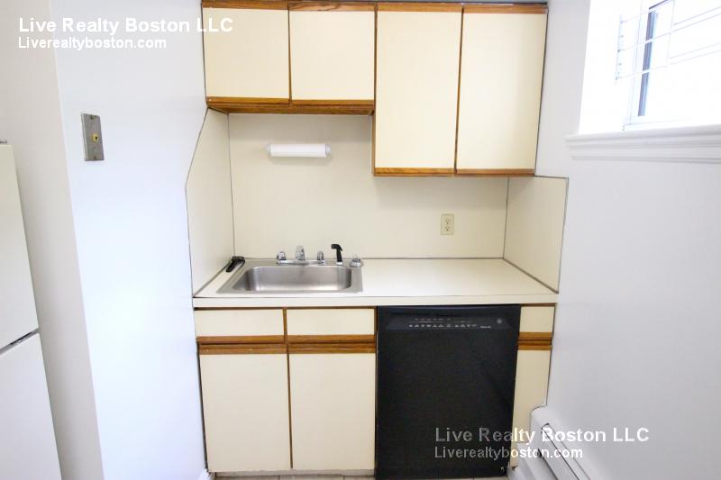 41 Auburn St, Brookline