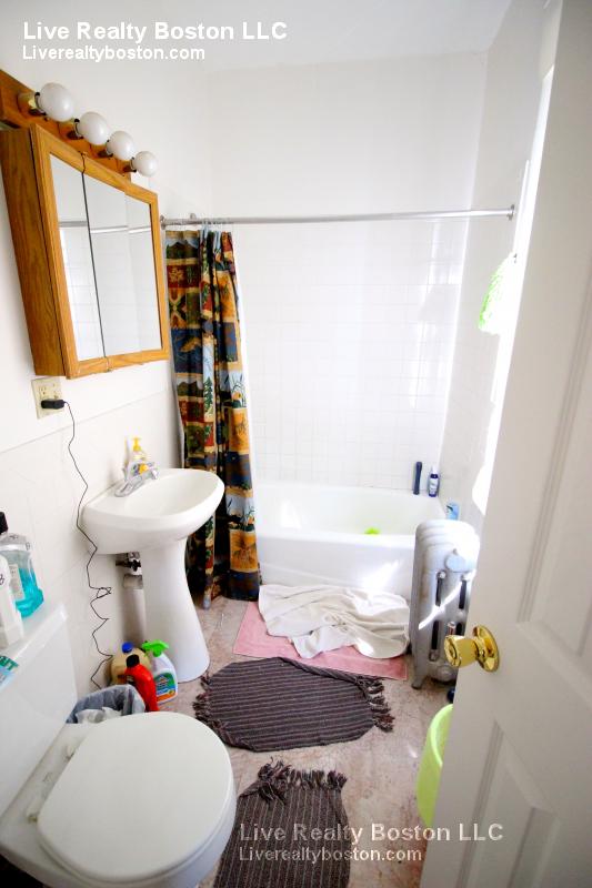 29 Cummings Rd, Brighton