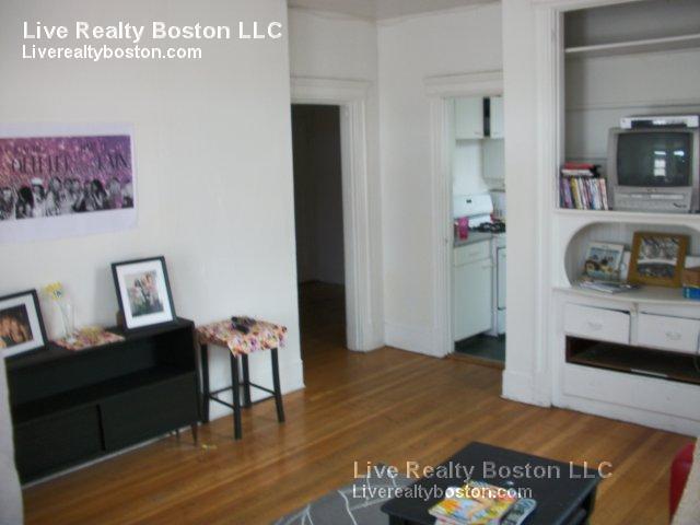 1914 Beacon St, Brighton