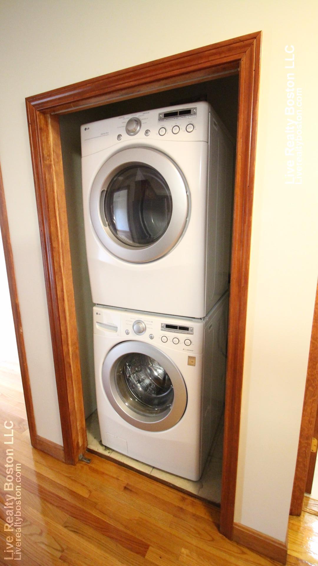 102 Allston St, Allston