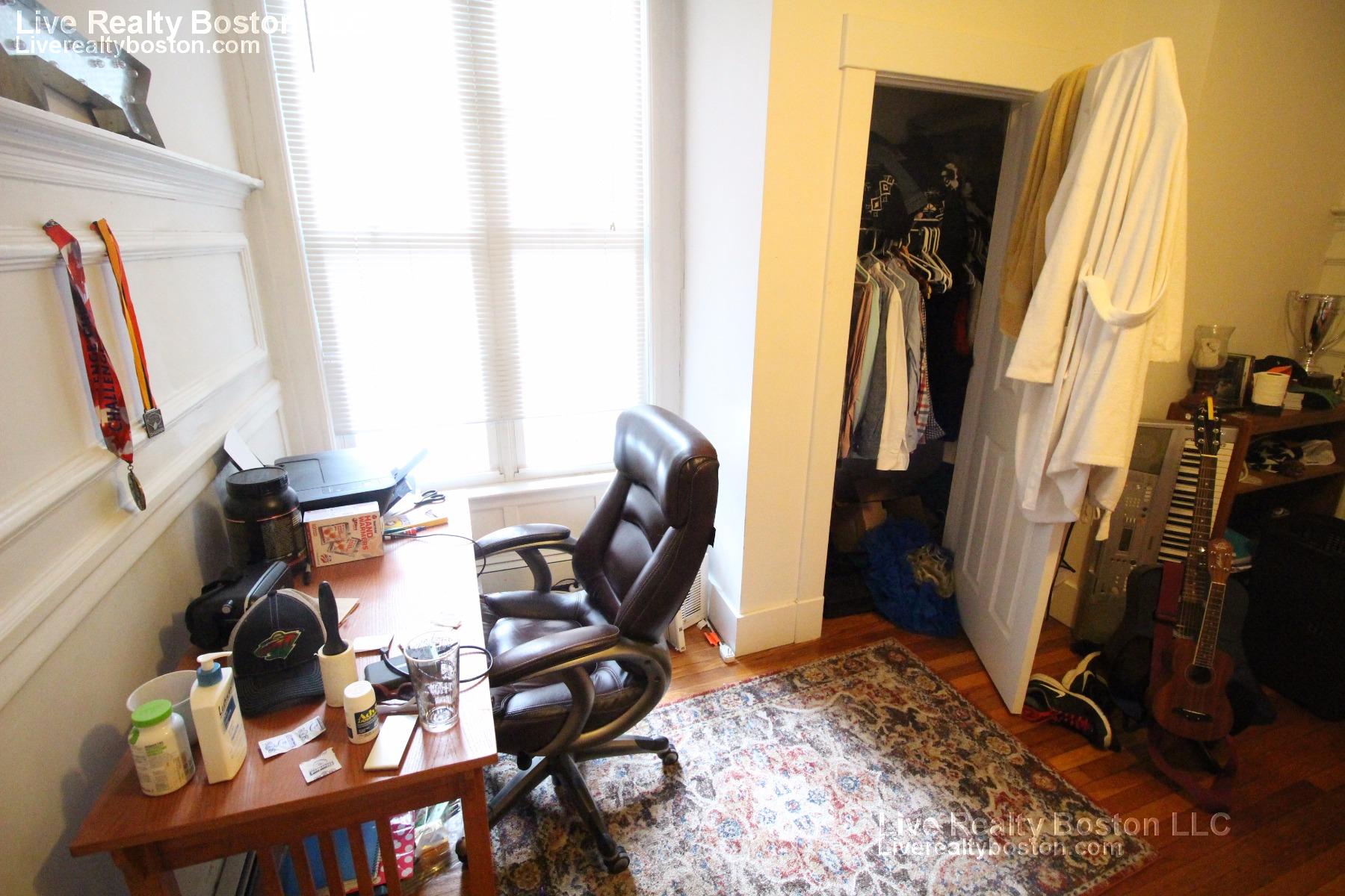 19 Saint Lukes Rd, Allston