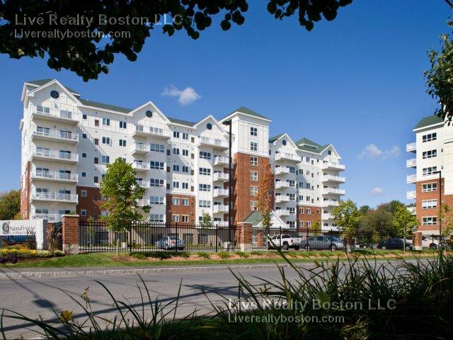 525 Pawtucket Blvd, Lowell