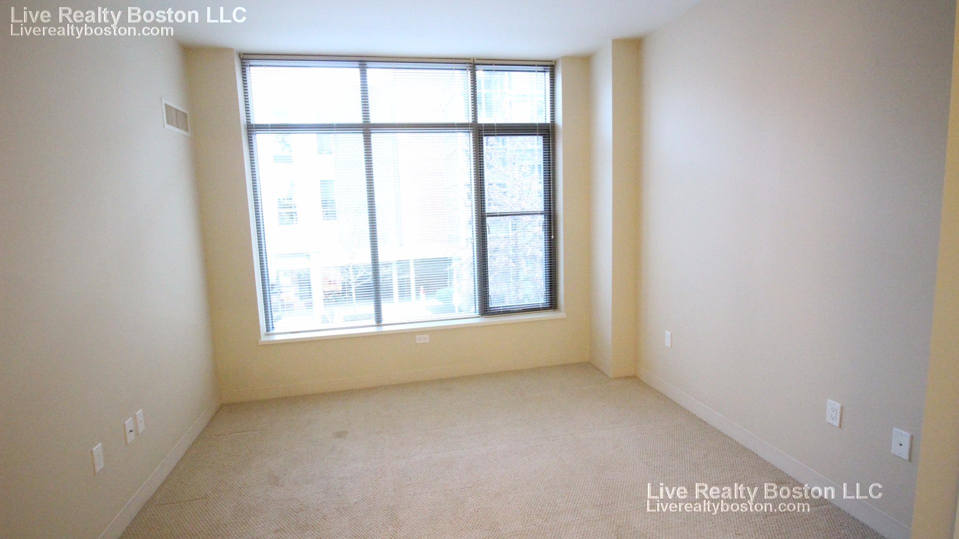 Studio bed, 1 bath apartment for rent at 75 Station Landing Unit STUDIO, Medford — photo 3 of 20