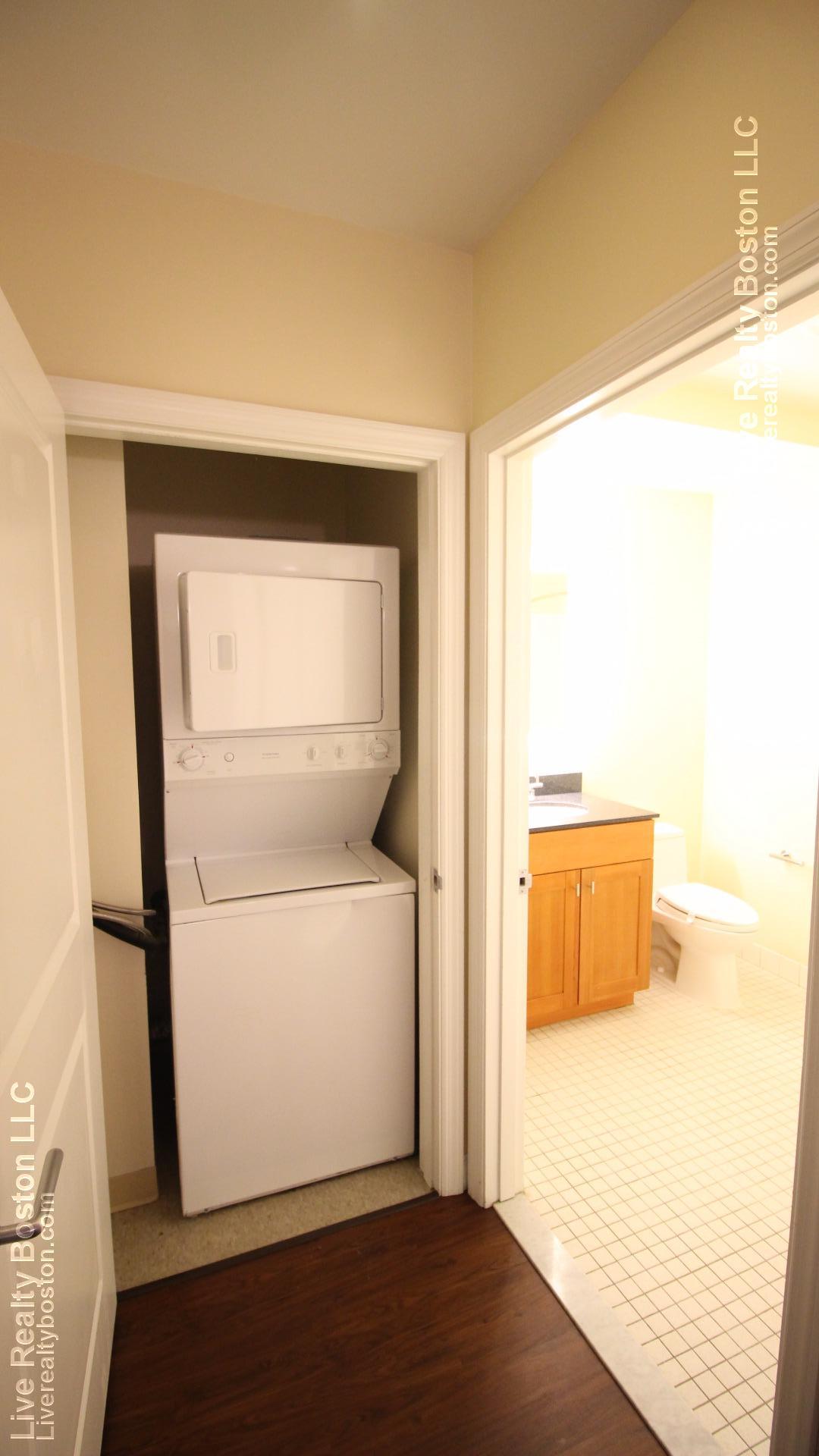 1 bed, 1 bath apartment for rent at 50-55 Station Landing Unit 1 BED, Medford — photo 32 of 50
