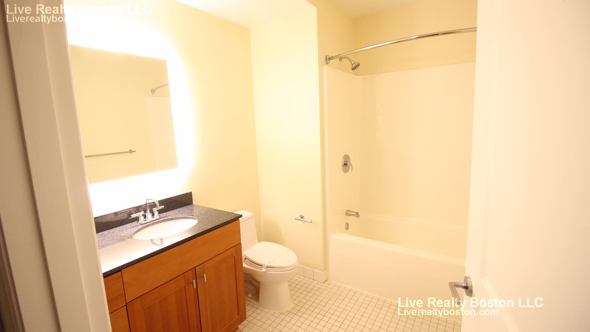 1 bed, 1 bath apartment for rent at 50-55 Station Landing Unit 1 BED, Medford — photo 35 of 50