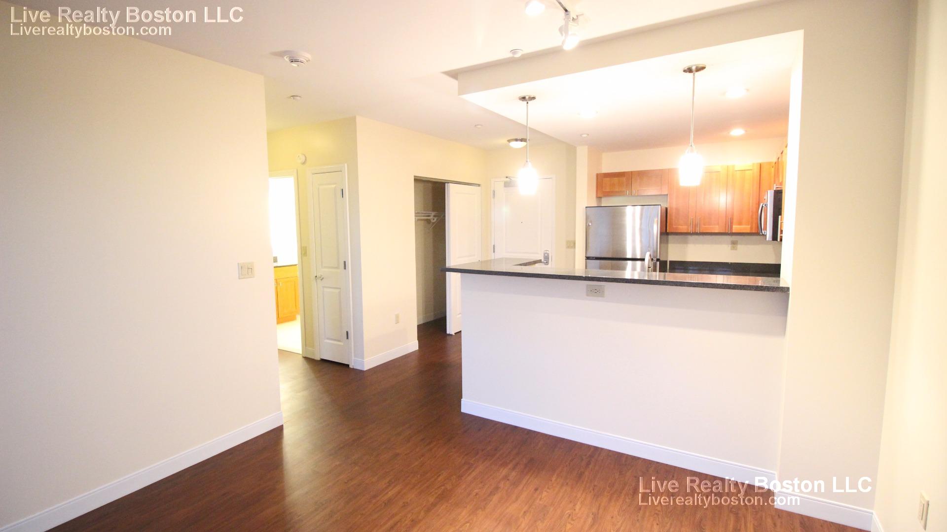 1 bed, 1 bath apartment for rent at 50-55 Station Landing Unit 1 BED, Medford — photo 39 of 50