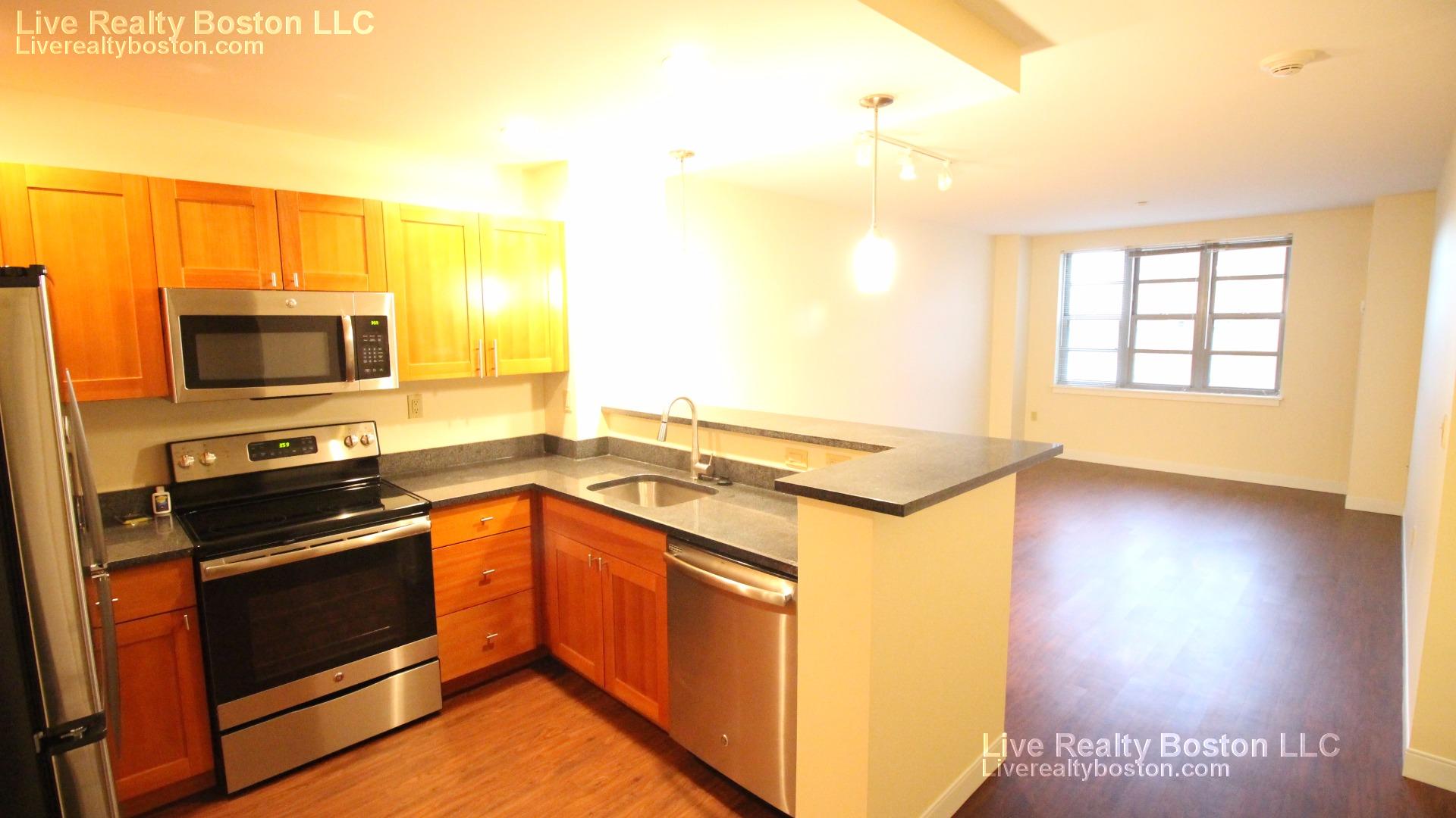 1 bed, 1 bath apartment for rent at 50-55 Station Landing Unit 1 BED, Medford — photo 5 of 50
