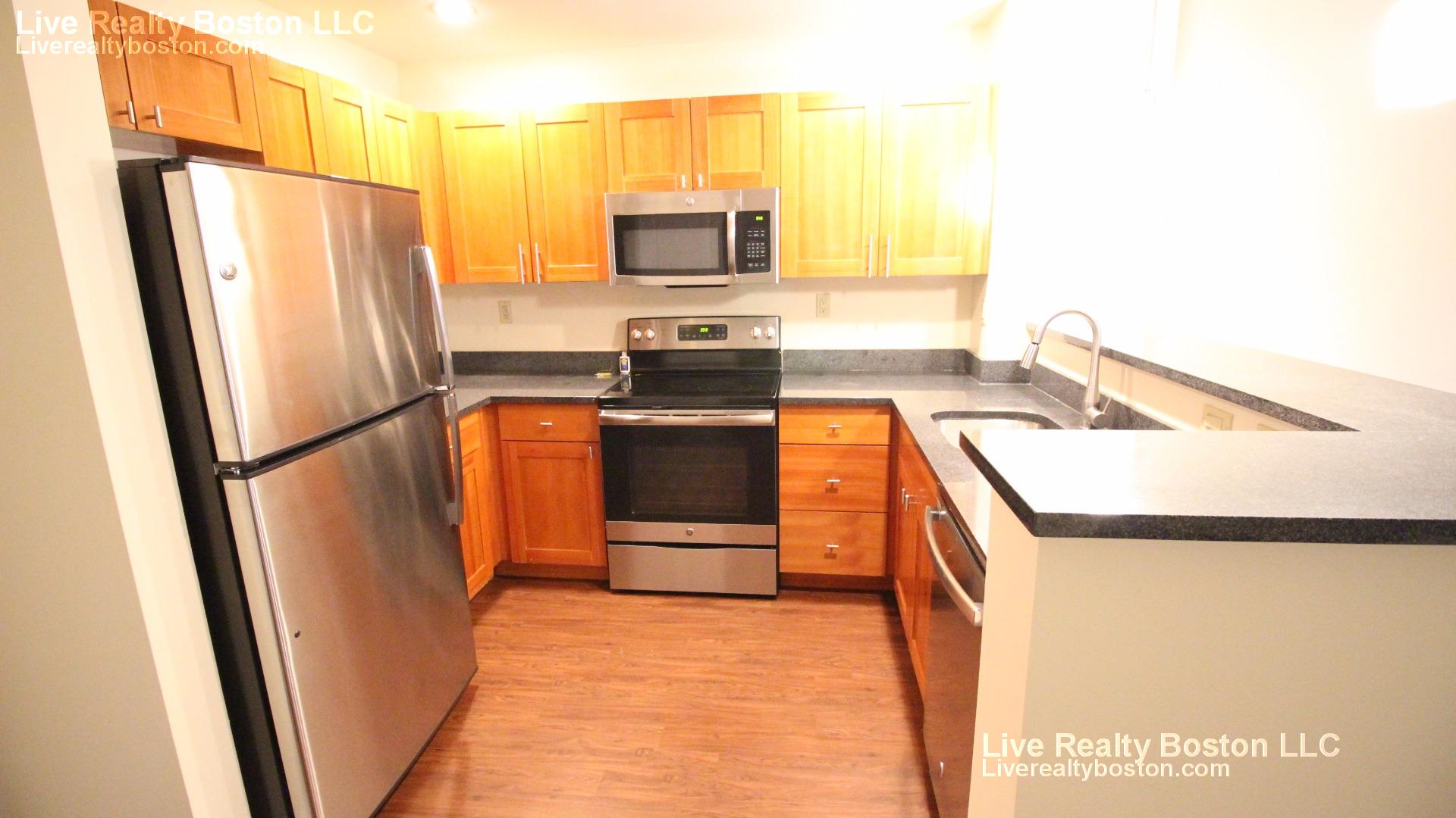 1 bed, 1 bath apartment for rent at 50-55 Station Landing Unit 1 BED, Medford — photo 41 of 50