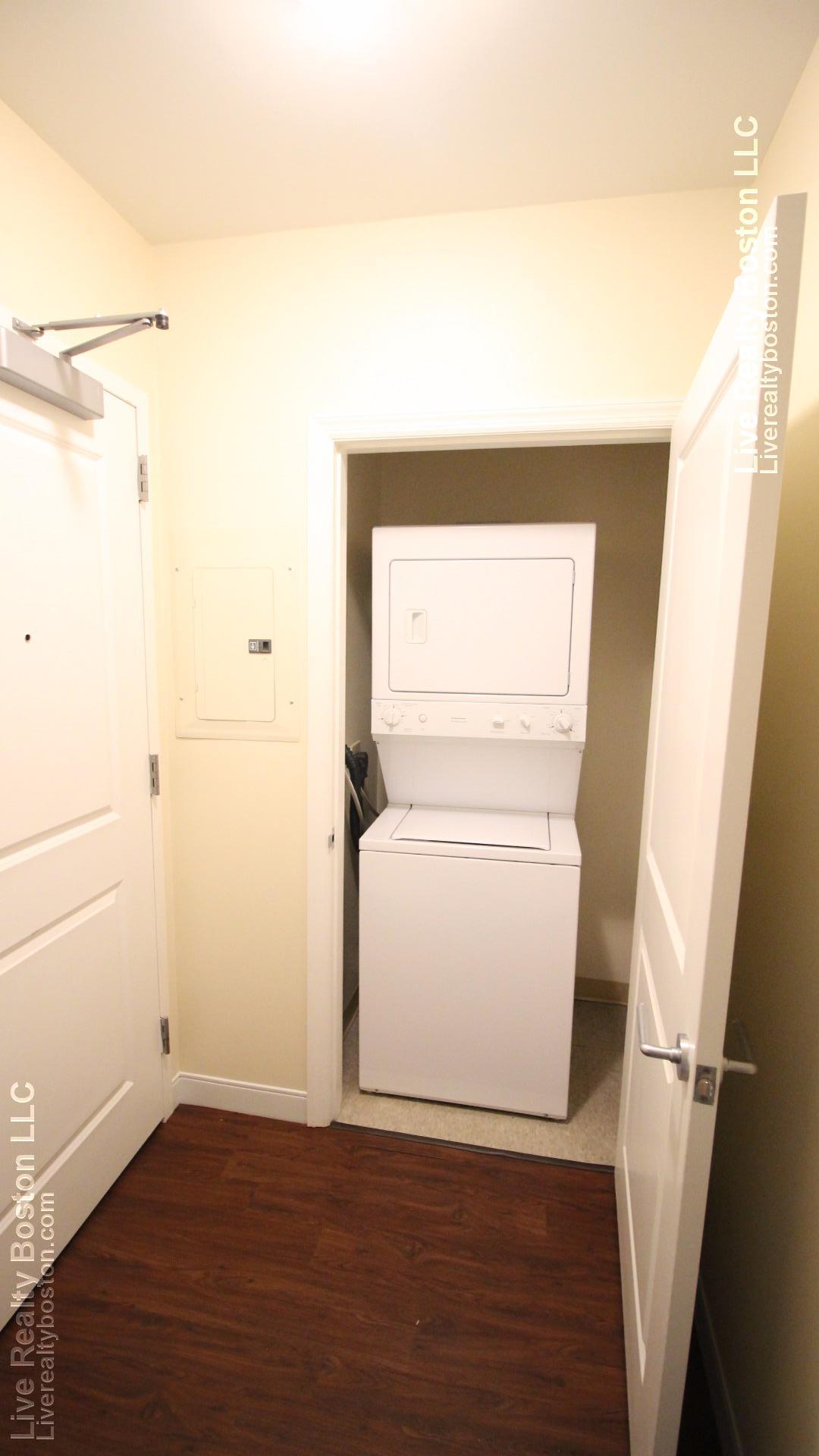 1 bed, 1 bath apartment for rent at 50-55 Station Landing Unit 1 BED, Medford — photo 9 of 50