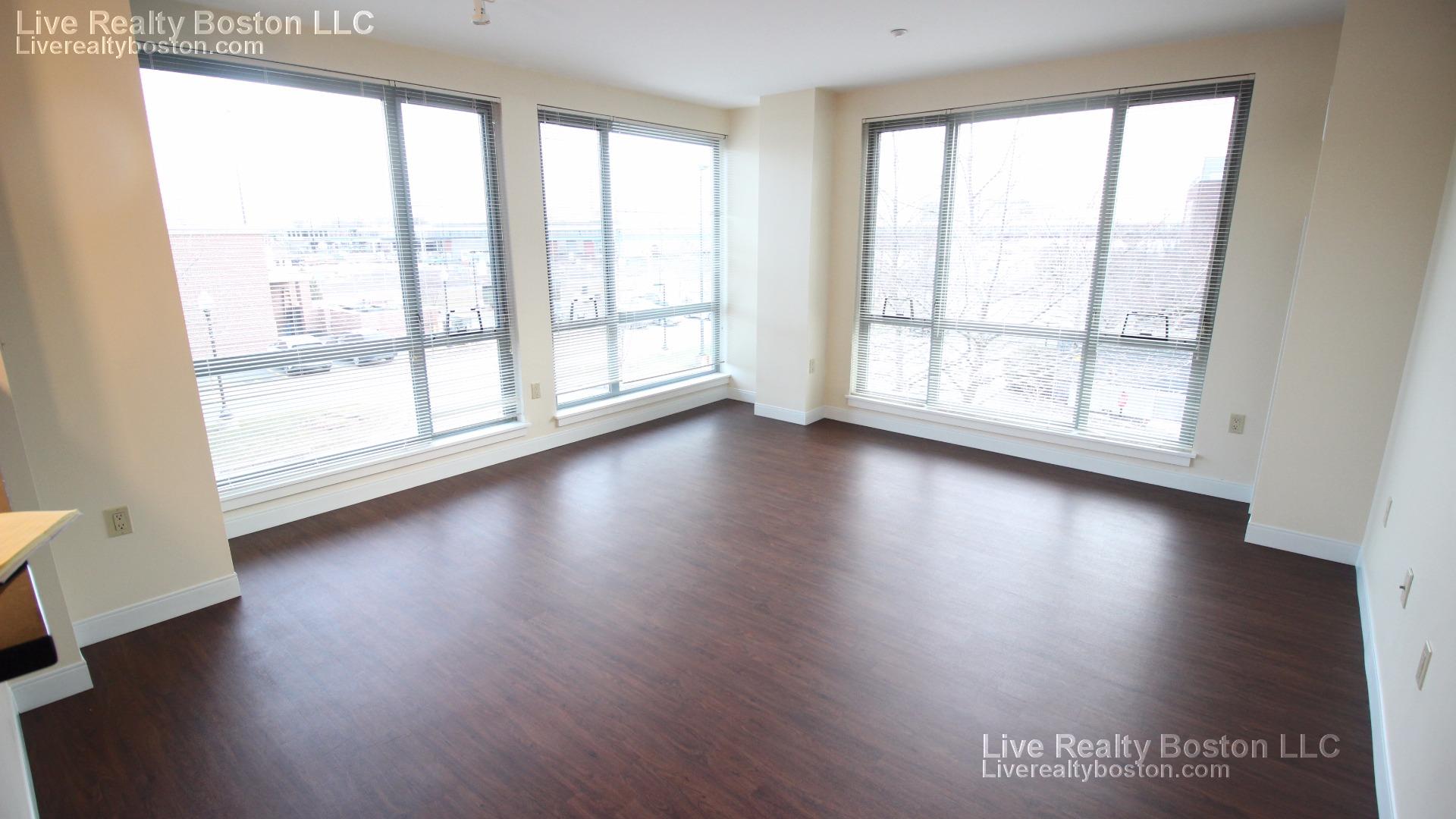 1 bed, 1 bath apartment for rent at 50-55 Station Landing Unit 1 BED, Medford — photo 4 of 50
