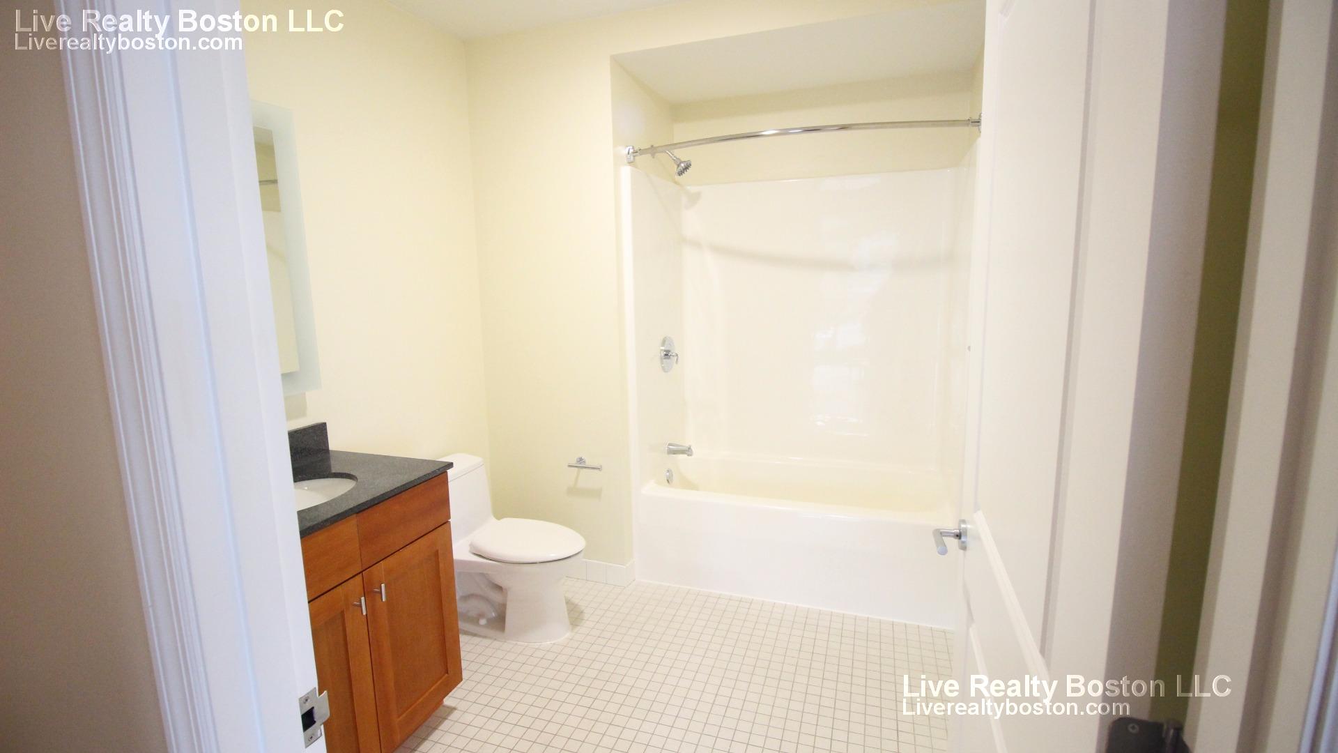 1 bed, 1 bath apartment for rent at 50-55 Station Landing Unit 1 BED, Medford — photo 8 of 50