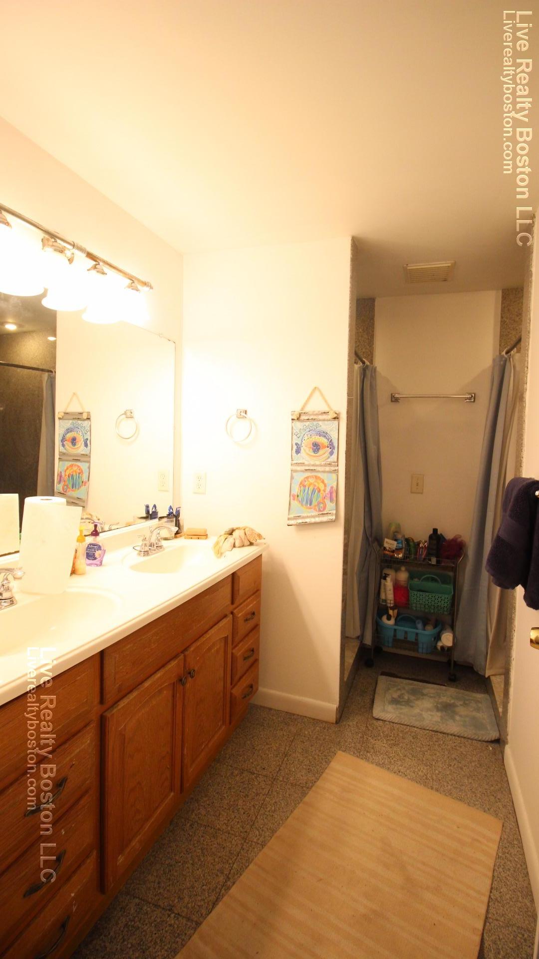 10 Parker Hill, Mission Hill