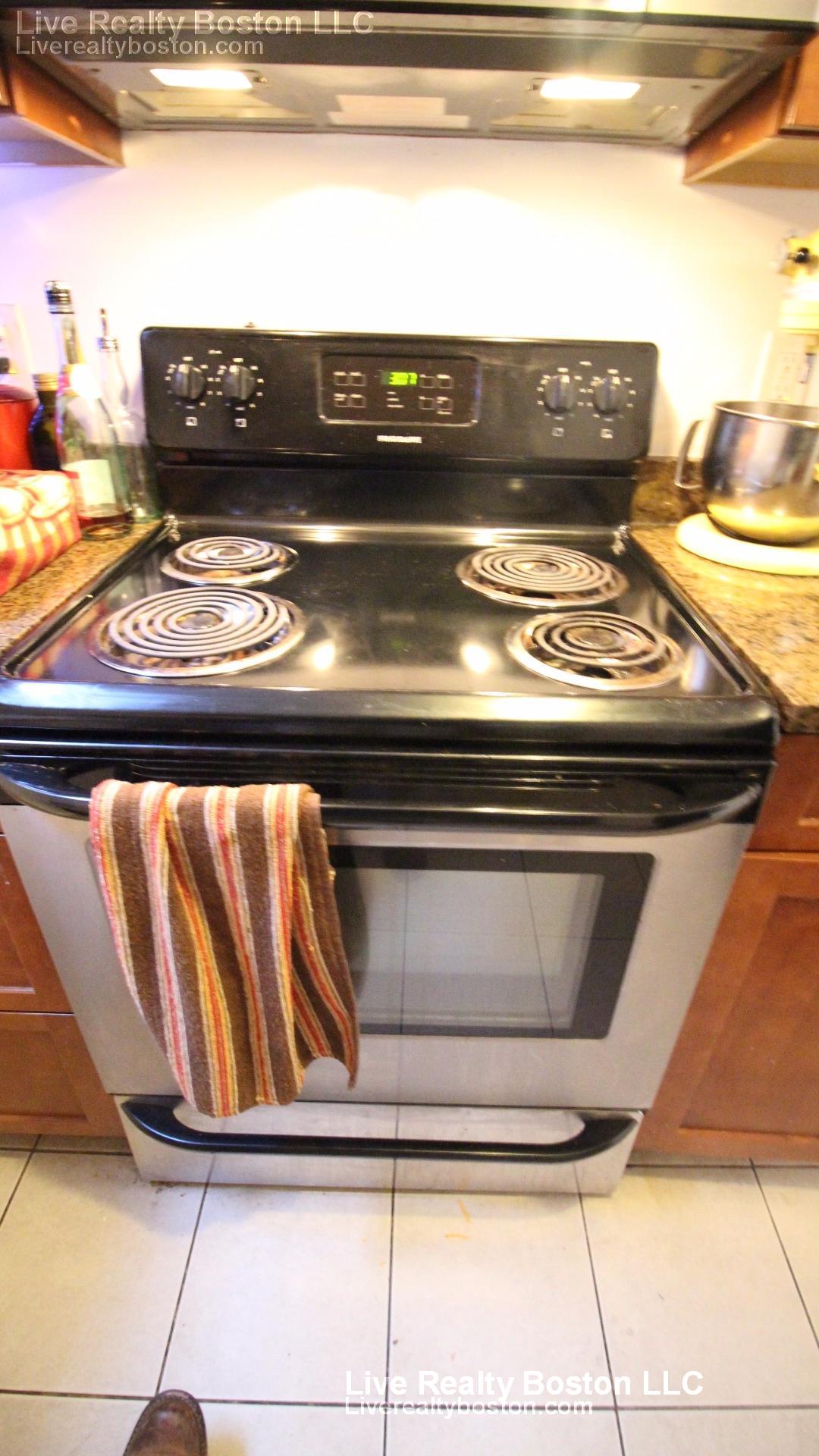 10 Parker Hill, Mission Hill