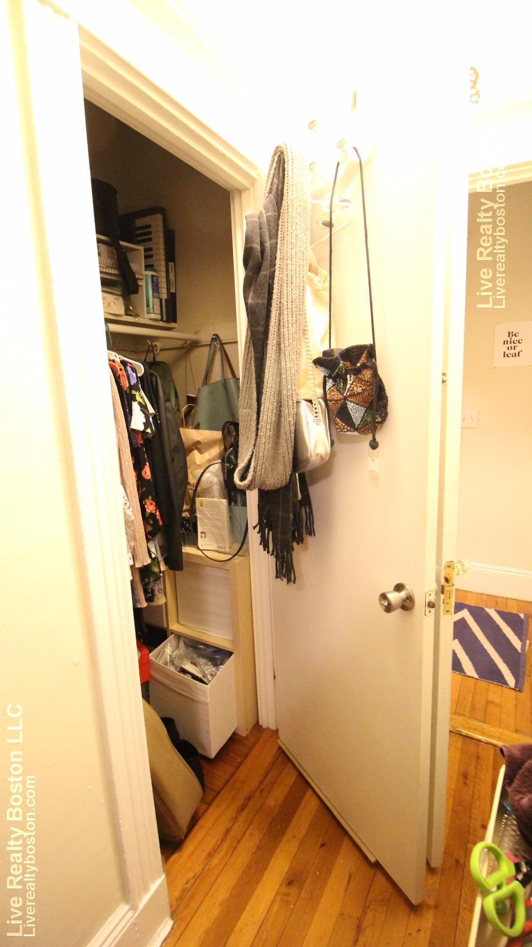 46 Park Vale Ave, Allston