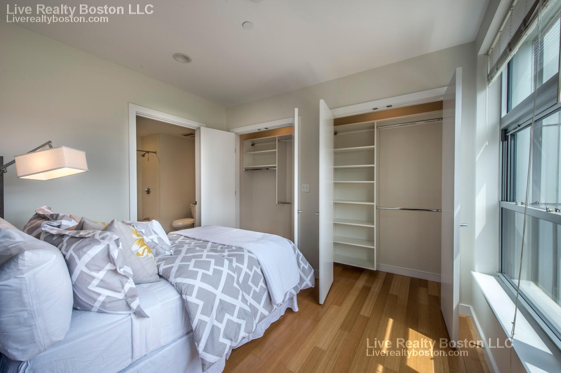 601 Albany St, South End