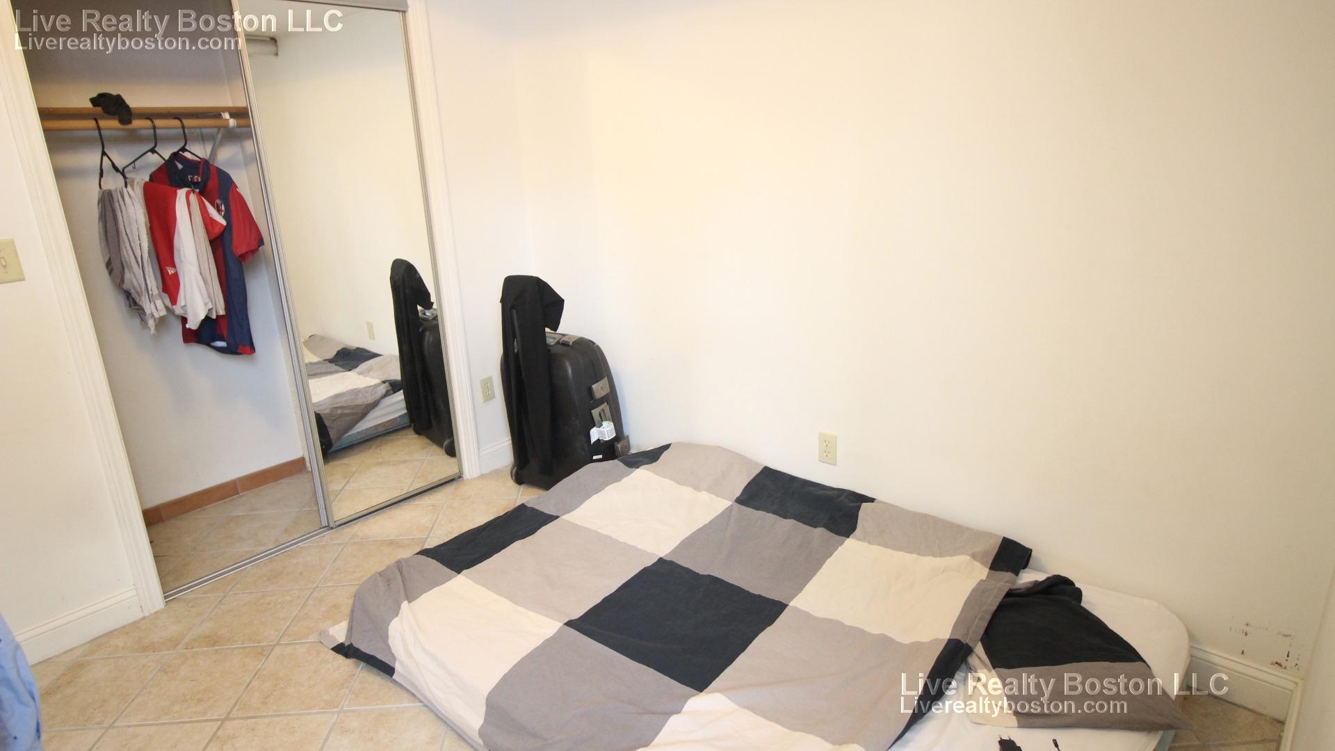 35 Cummings, Brighton