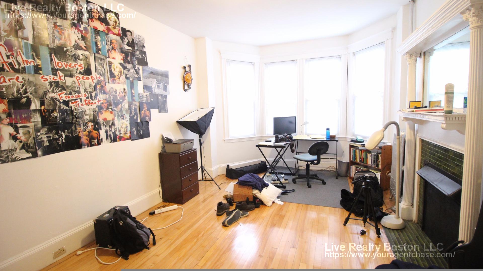 3 bed, 1 bath apartment for rent at 1377 A Commonwealth Ave Unit 2, Allston — photo 11 of 17