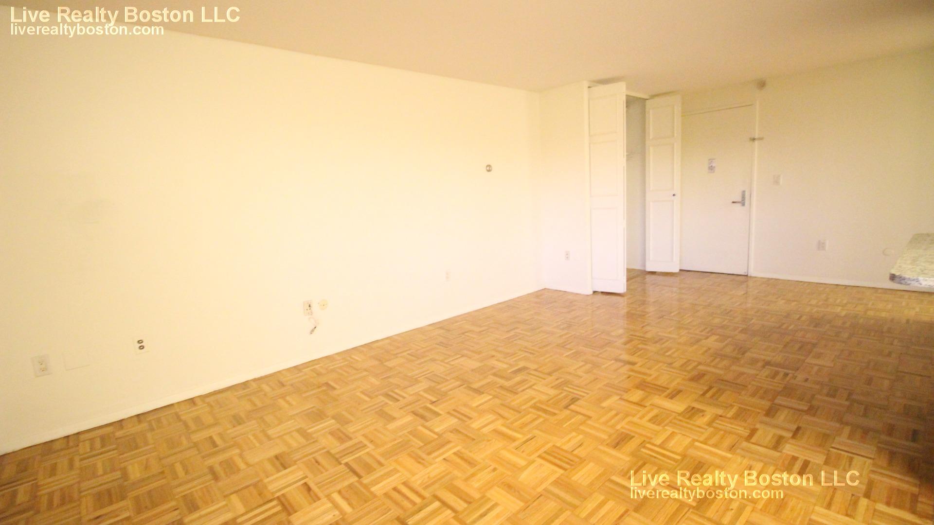 185 Freeman St, Coolidge Corner