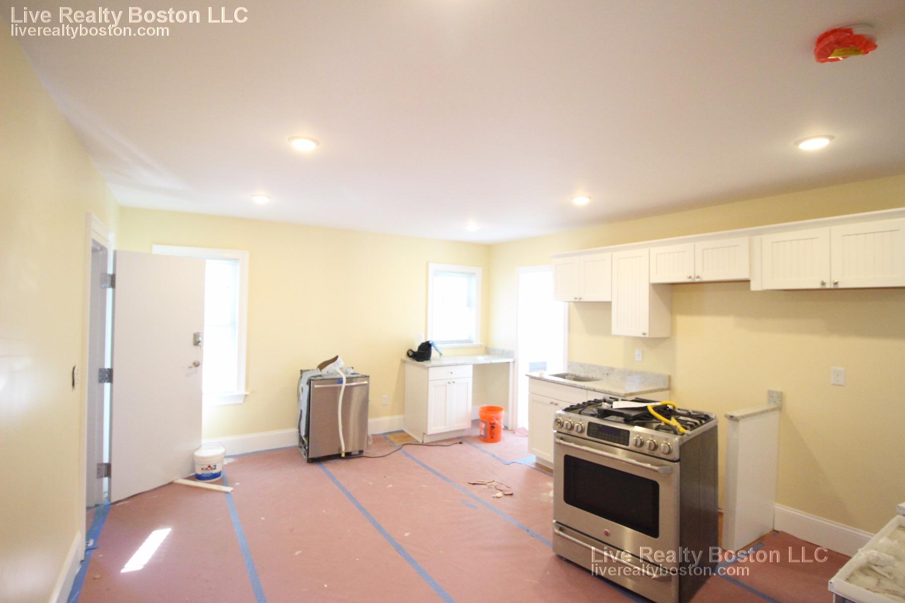 30 Cambridge Ter, Porter Square