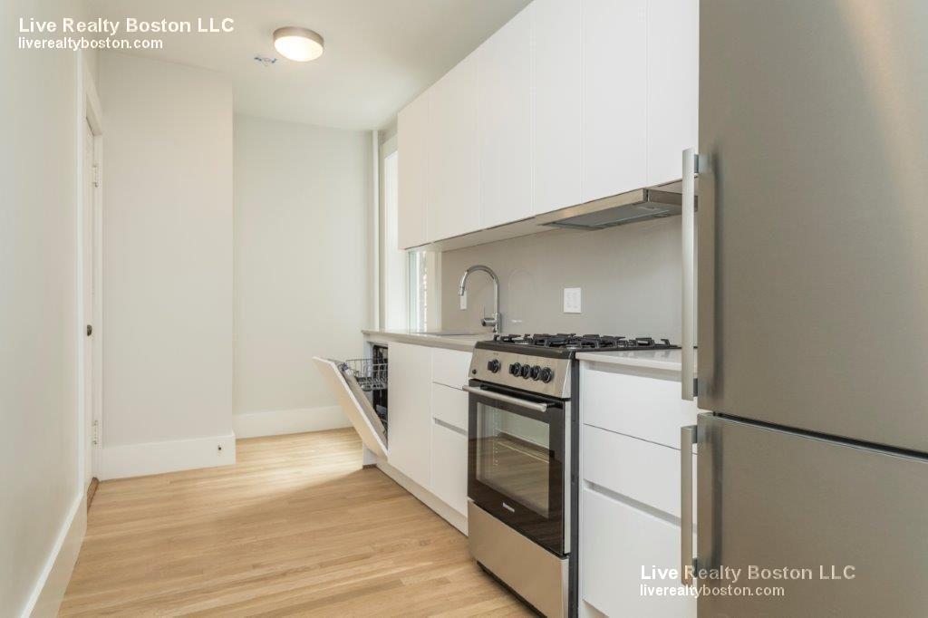 288 Chestnut Hill Ave, Brighton