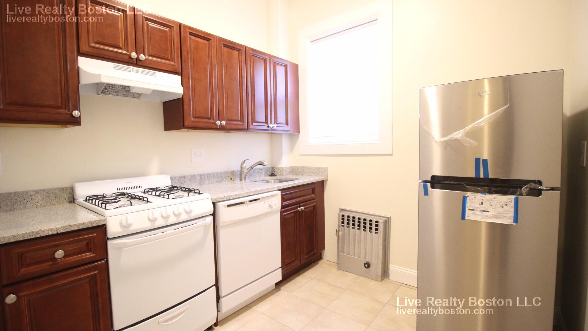 1 bed, 1 bath apartment for rent at 126 Warren St Unit 12A, Brighton