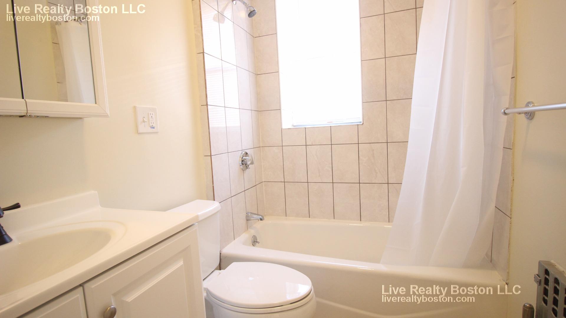 1 bed, 1 bath apartment for rent at 126 Warren St Unit 12A, Brighton — photo 7 of 8