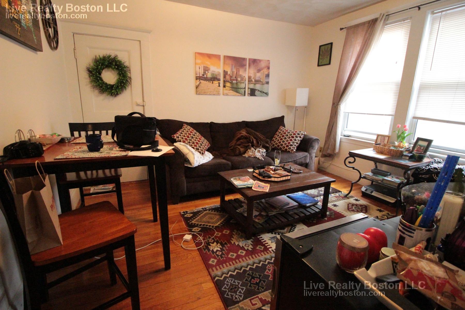 15 Scottfield Rd, Allston