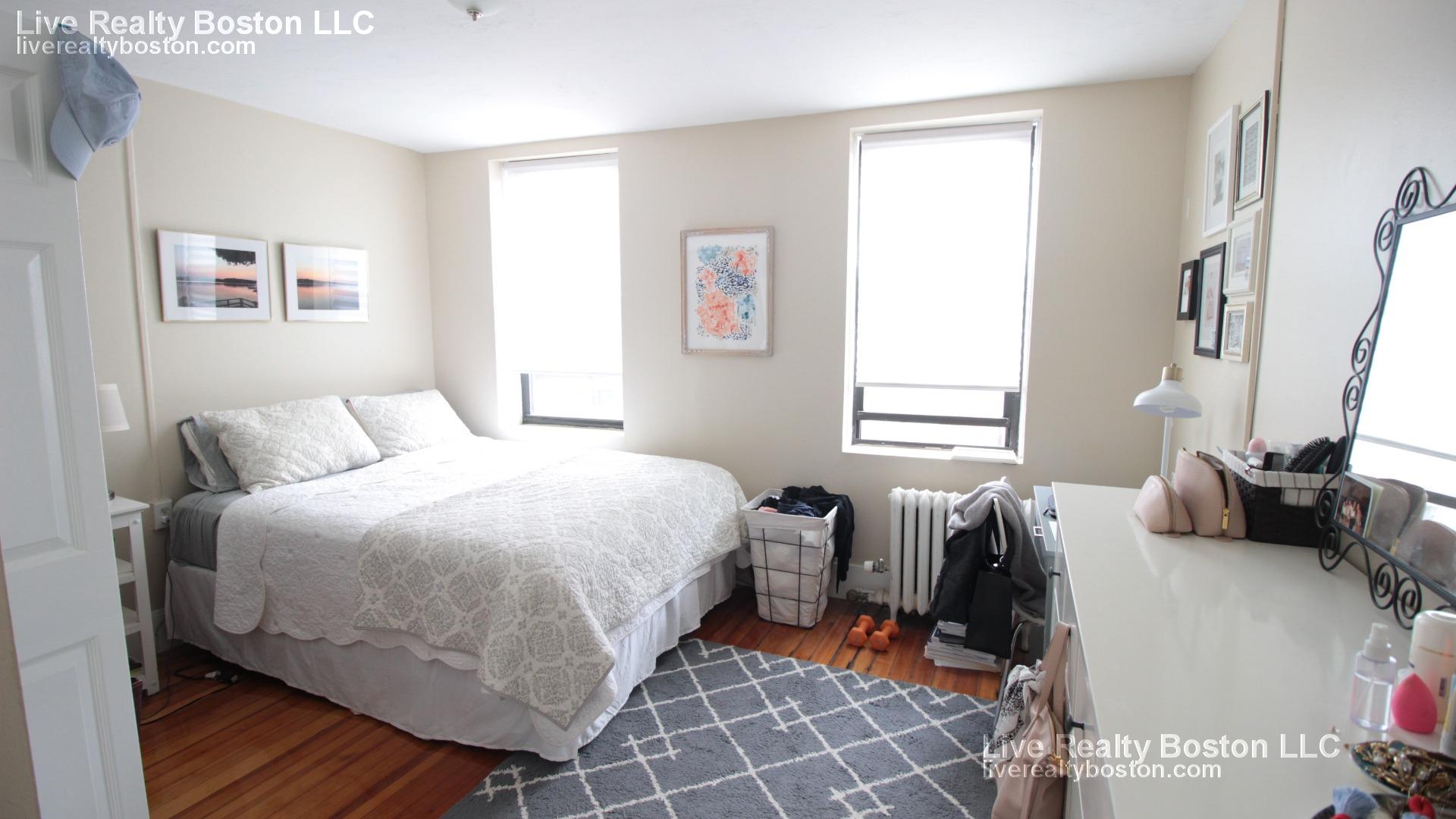 220 Hanover St, North End