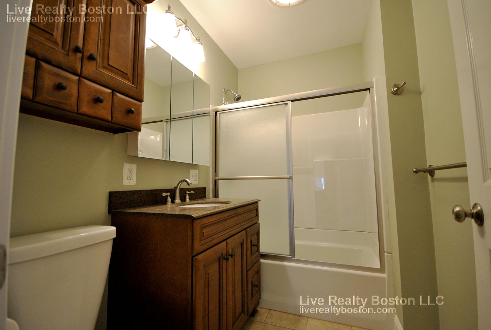 3 bed, 1 bath apartment for rent at 38-40 Turner St Unit 1, Brighton — photo 8 of 8