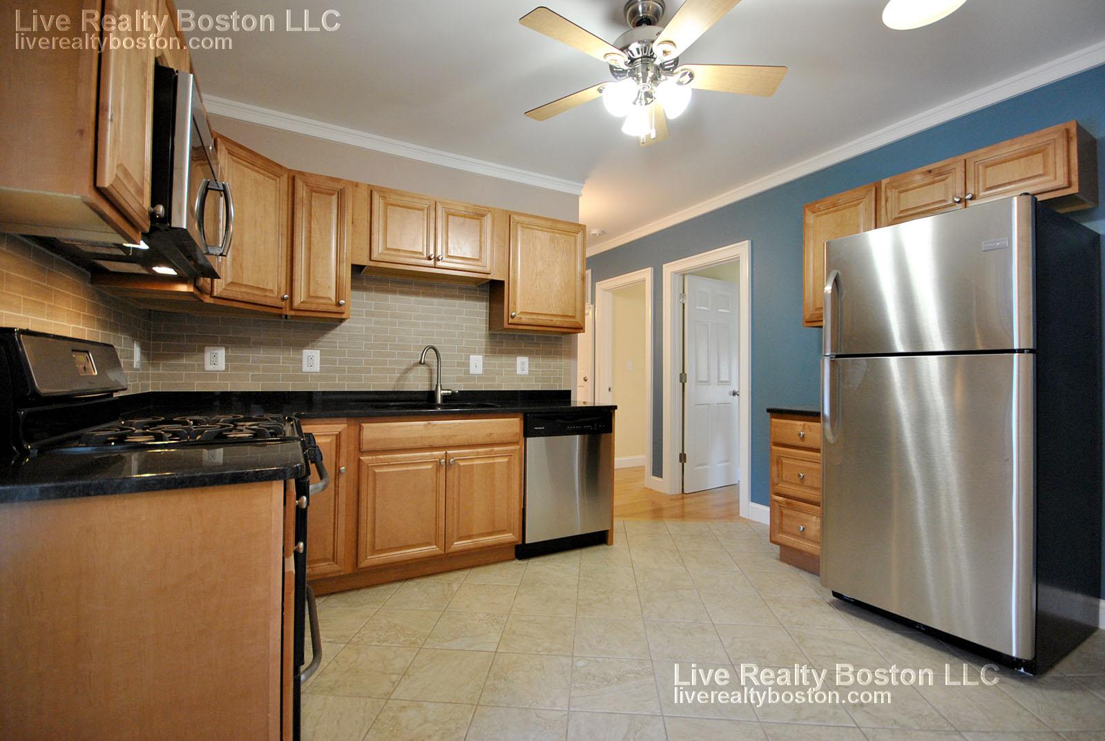 3 bed, 1 bath apartment for rent at 38-40 Turner St Unit 1, Brighton