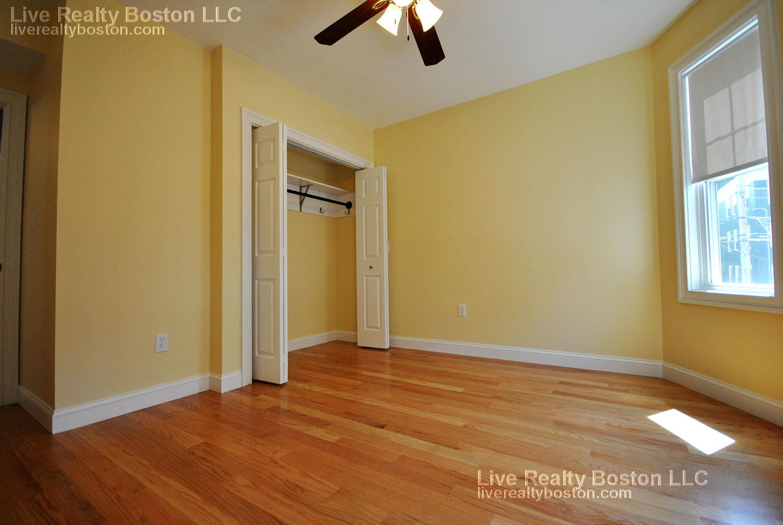 3 bed, 1 bath apartment for rent at 38-40 Turner St Unit 1, Brighton — photo 5 of 8