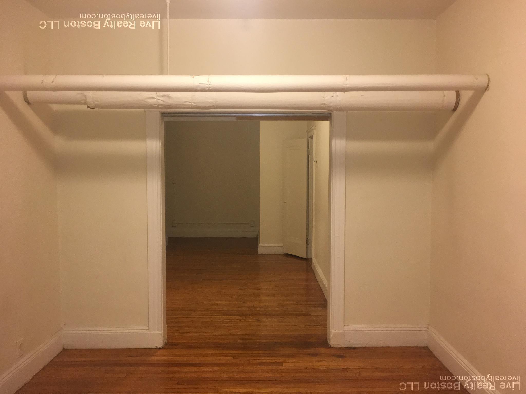 116 Washington St, Brighton