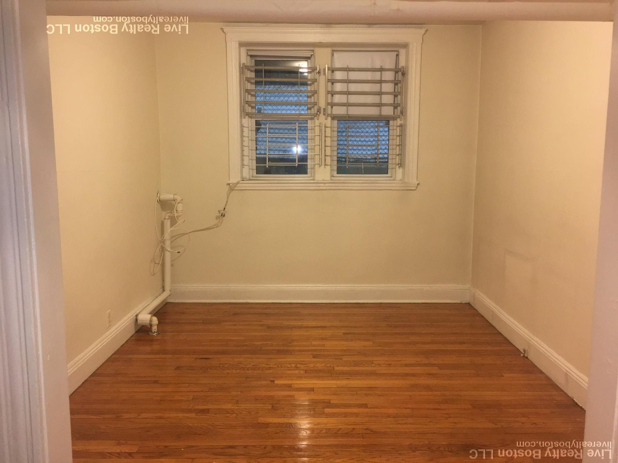 116 Washington St, Brighton