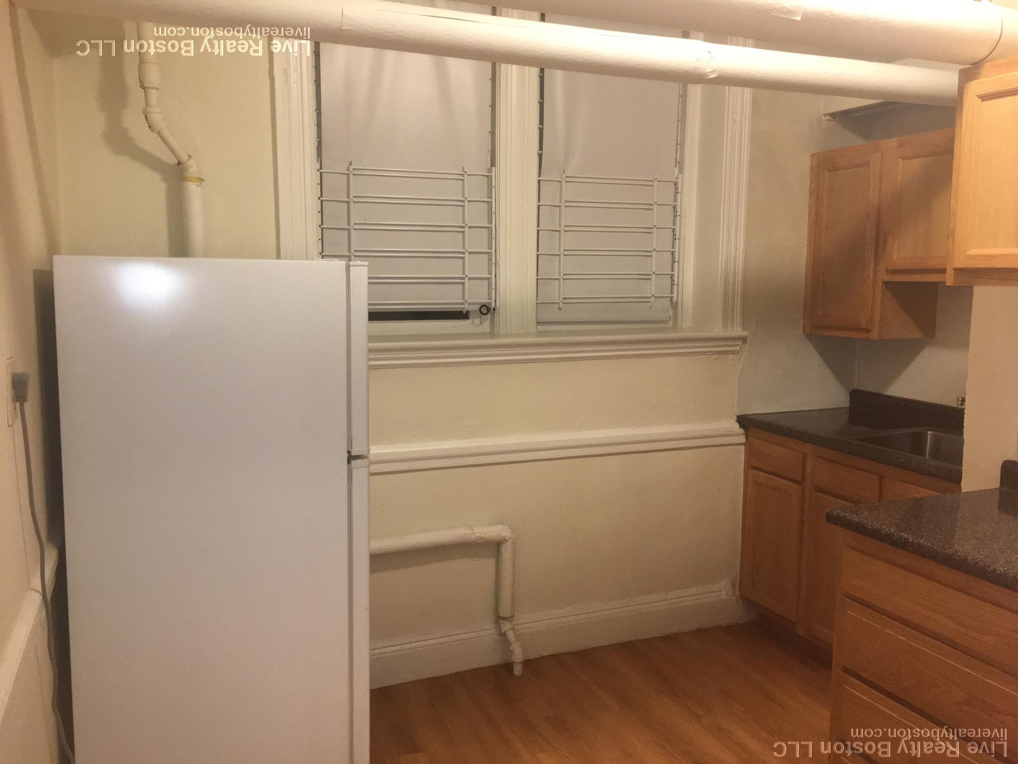 116 Washington St, Brighton