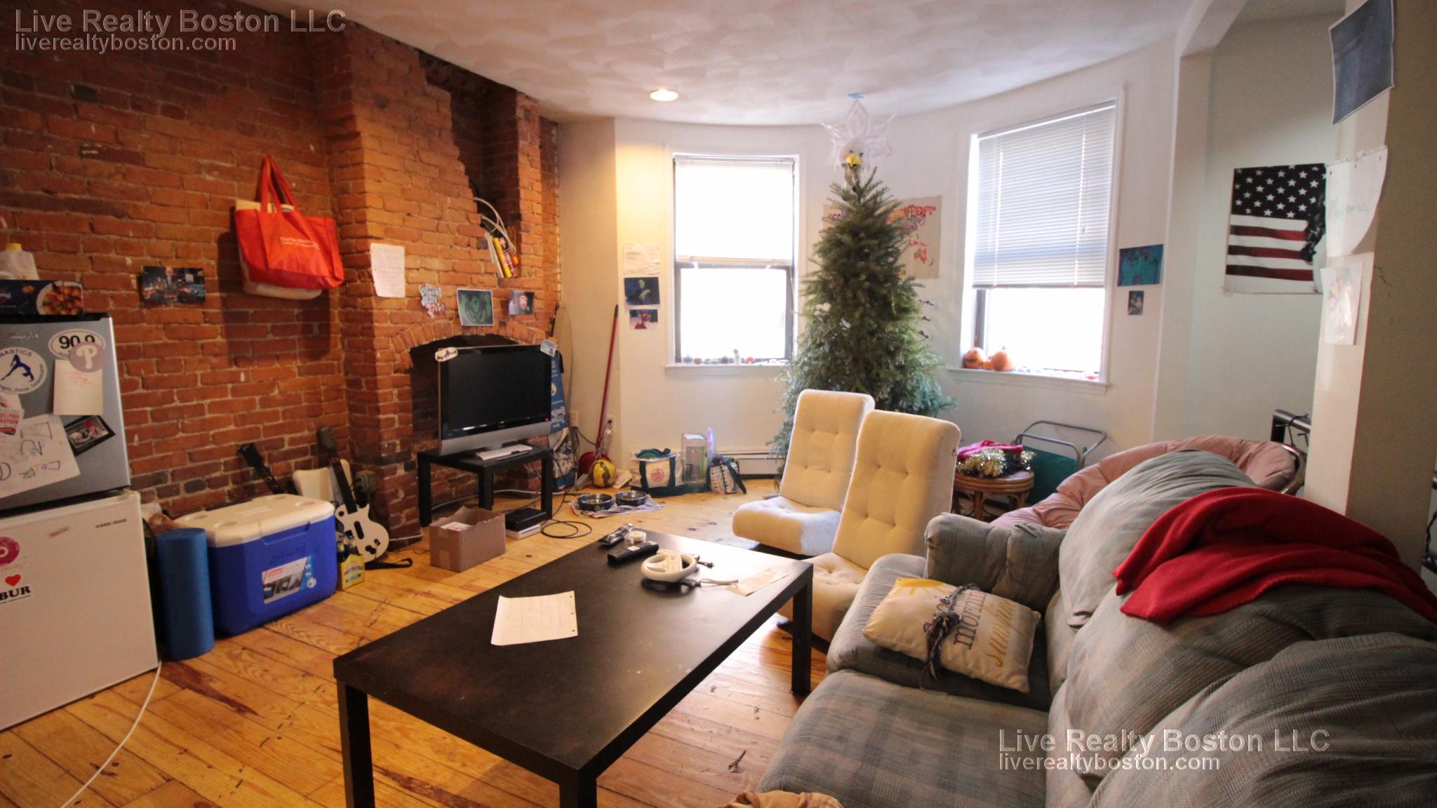 6 bed, 2 bath apartment for rent at 610 Columbus Ave Unit 2, South End — photo 6 of 15